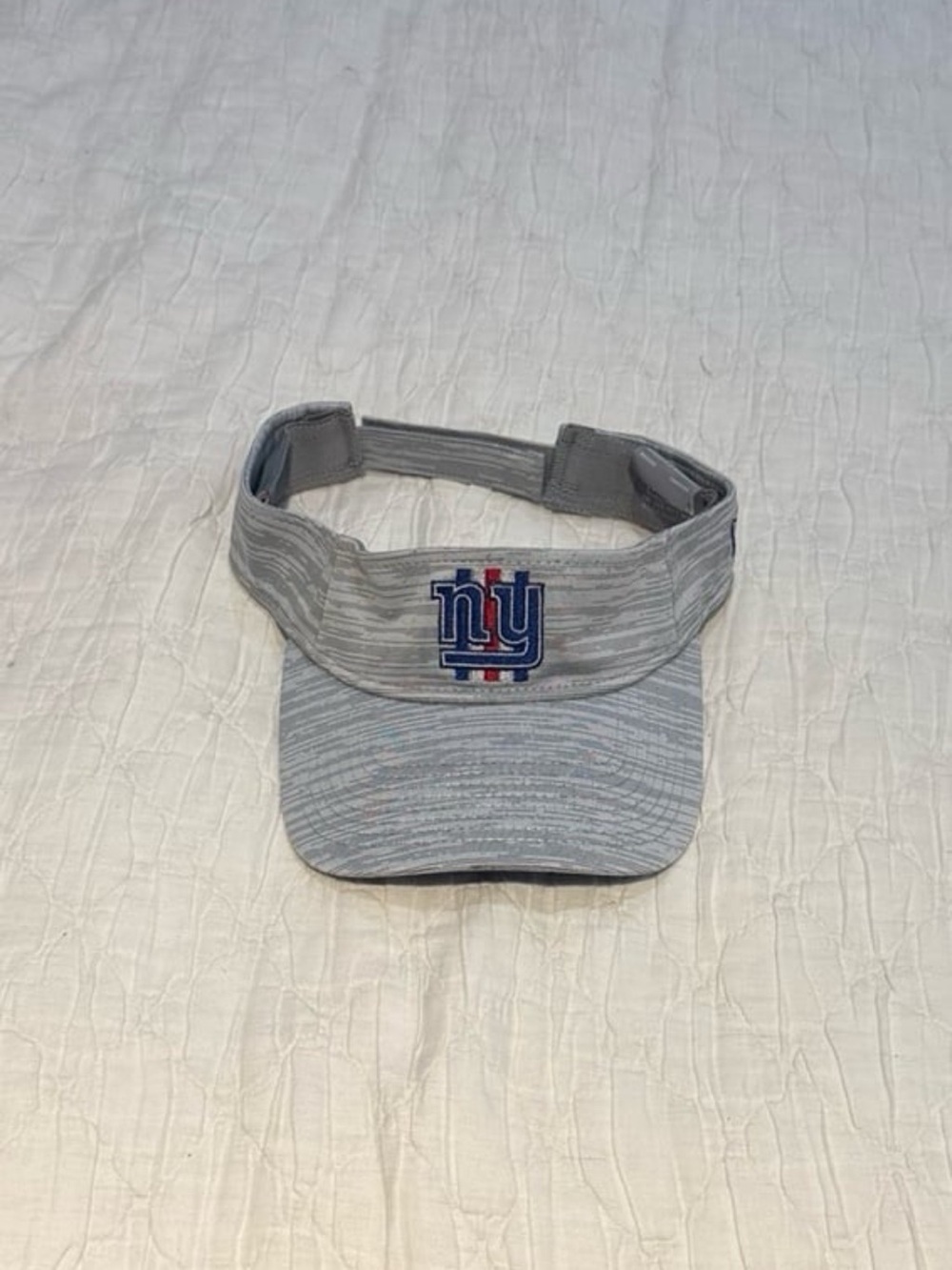 NFL New York Giants New Era brand adjustable visor in excellent condition